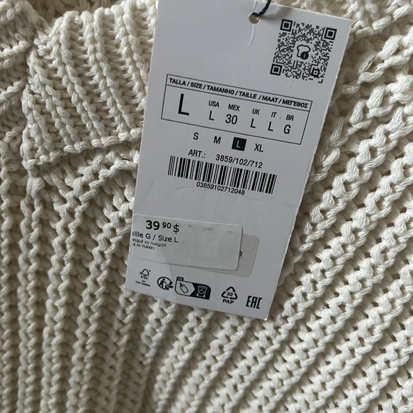Zara Sweater - Picture 2 of 3
